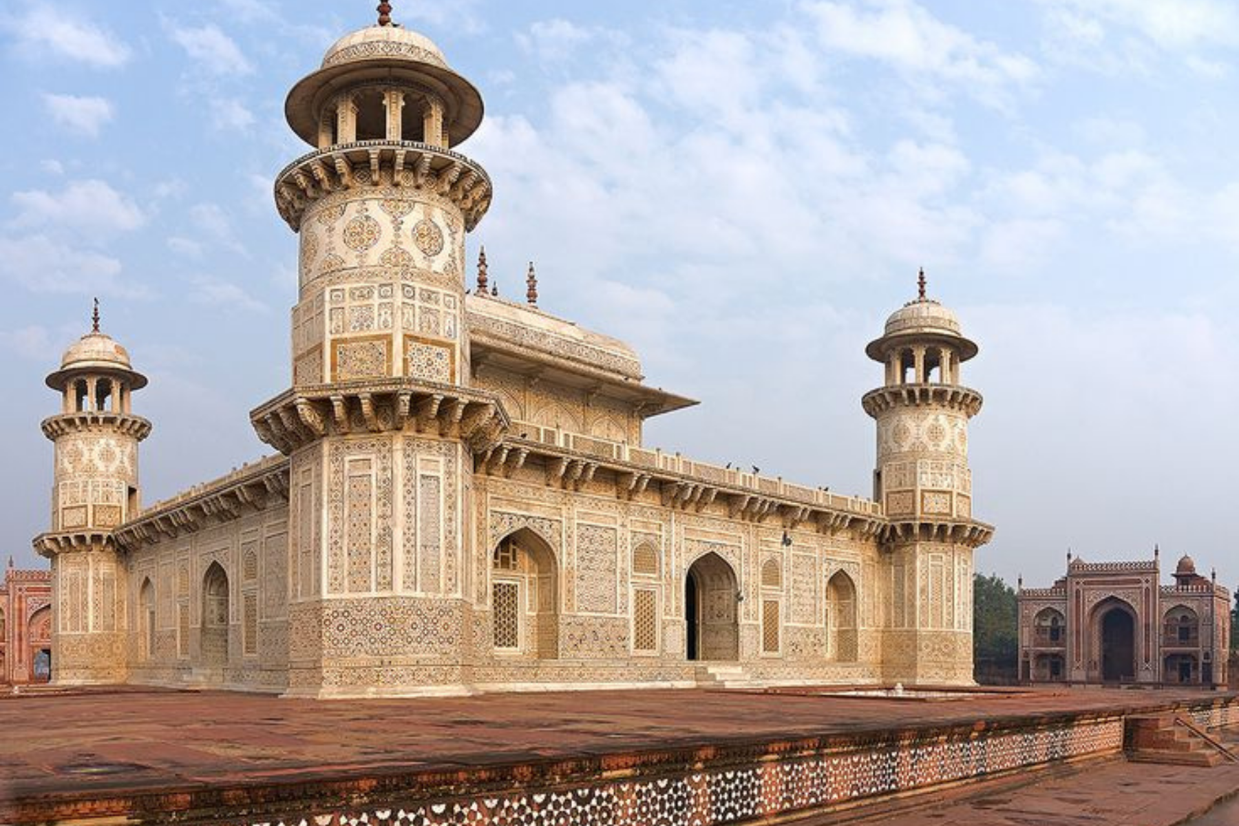 Sunrise Taj Mahal Agra Day Tour From New Delhi by Car