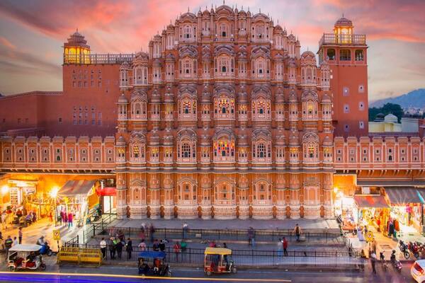 From New delhi: Same Day Jaipur Tour by Car