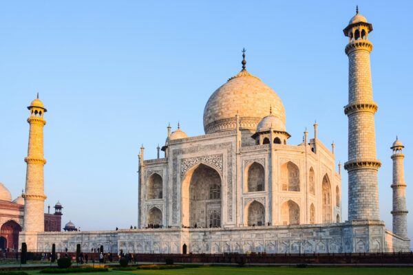 Sunset Taj Mahal Tour with Skip-The-Line & Lateral Entry