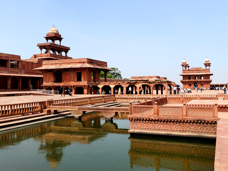 From Agra: Guided Tour of Fatehpur Sikri