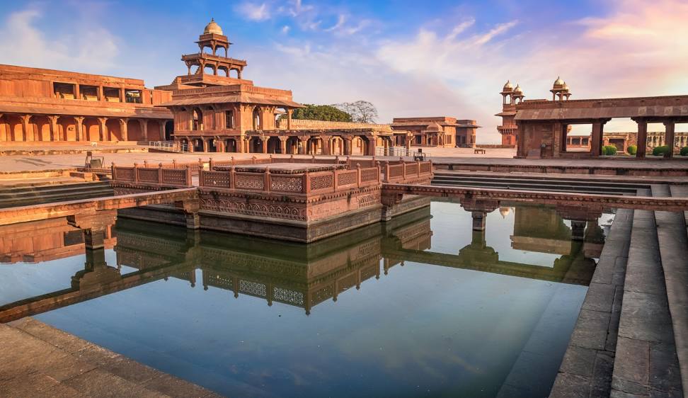 7 Days Golden Triangle tour with Varanasi & Tiger safari