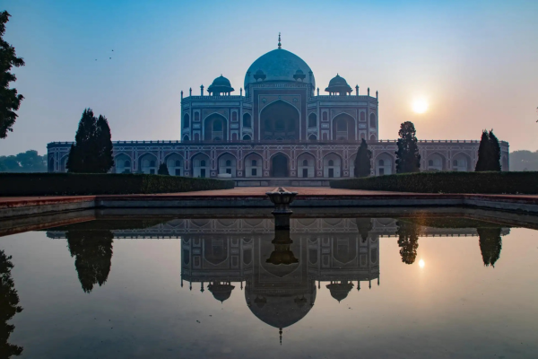 7 Days Golden Triangle tour with Varanasi & Tiger safari