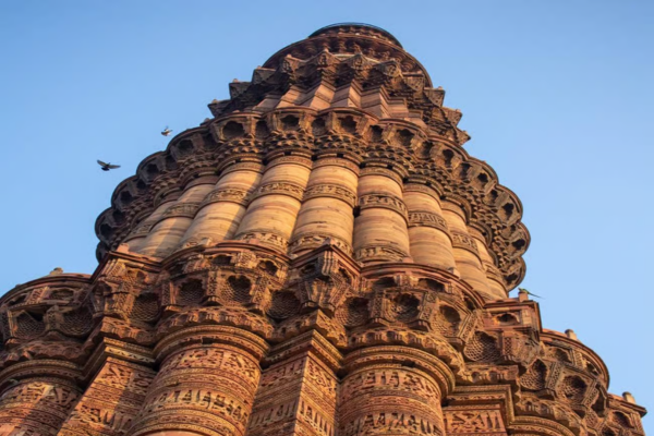 7 Days Golden Triangle tour with Varanasi & Tiger safari