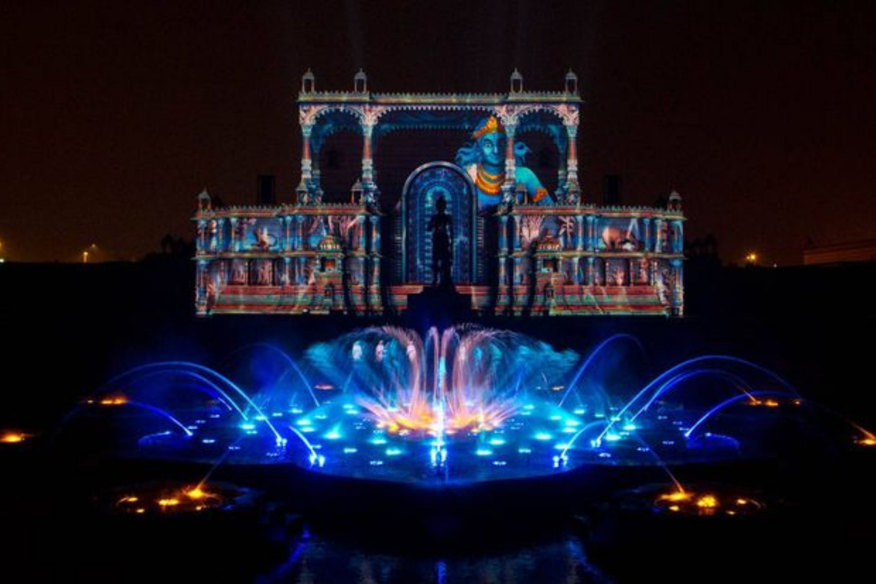 New Delhi: Akshardham Temple Tour with Water and Light Show