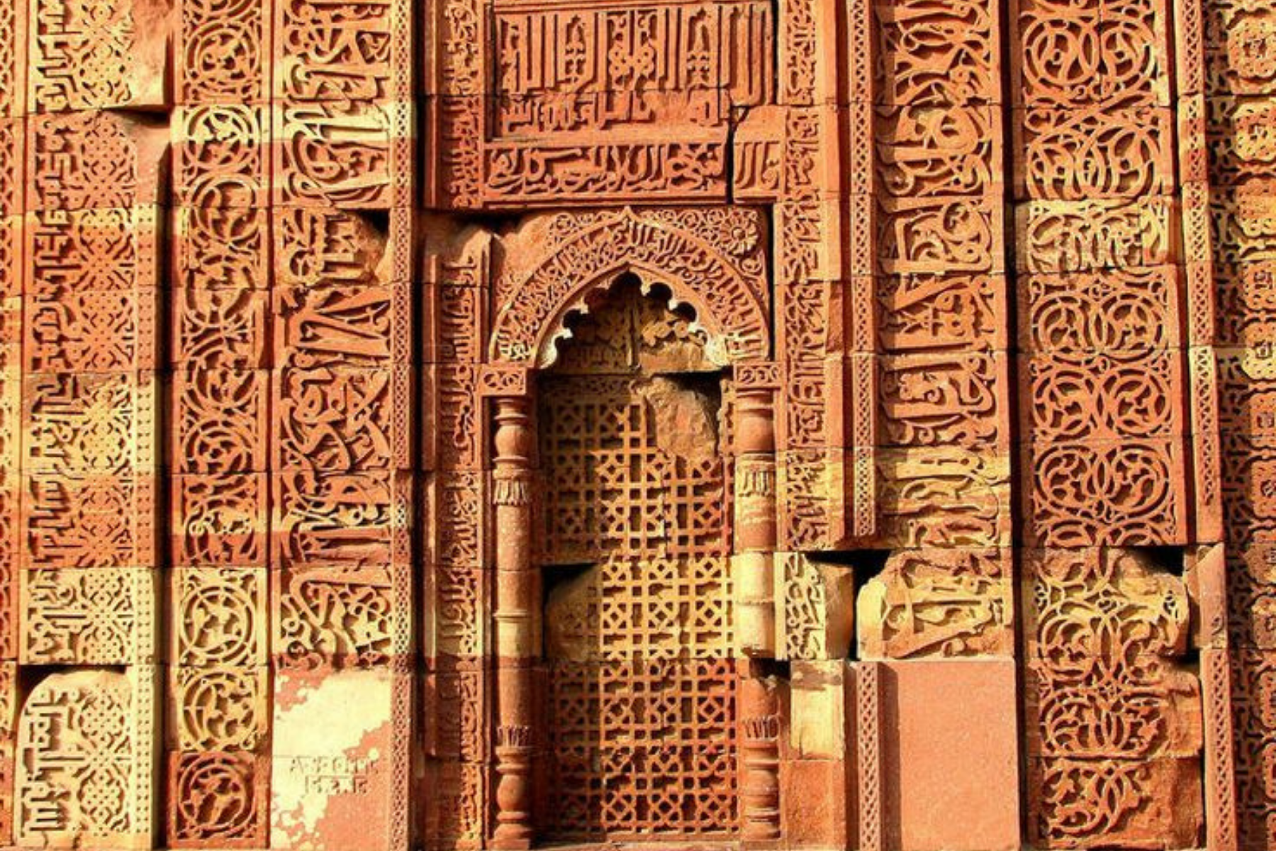 Delhi Agra Jaipur 7-Days Tour with Varanasi & Tiger safari