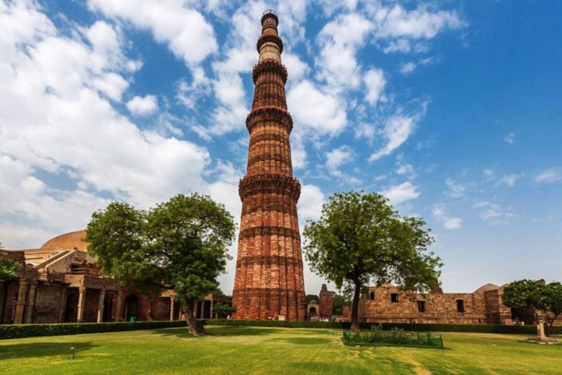Delhi Agra Jaipur 5-Days Golden Triangle Tour with Safari