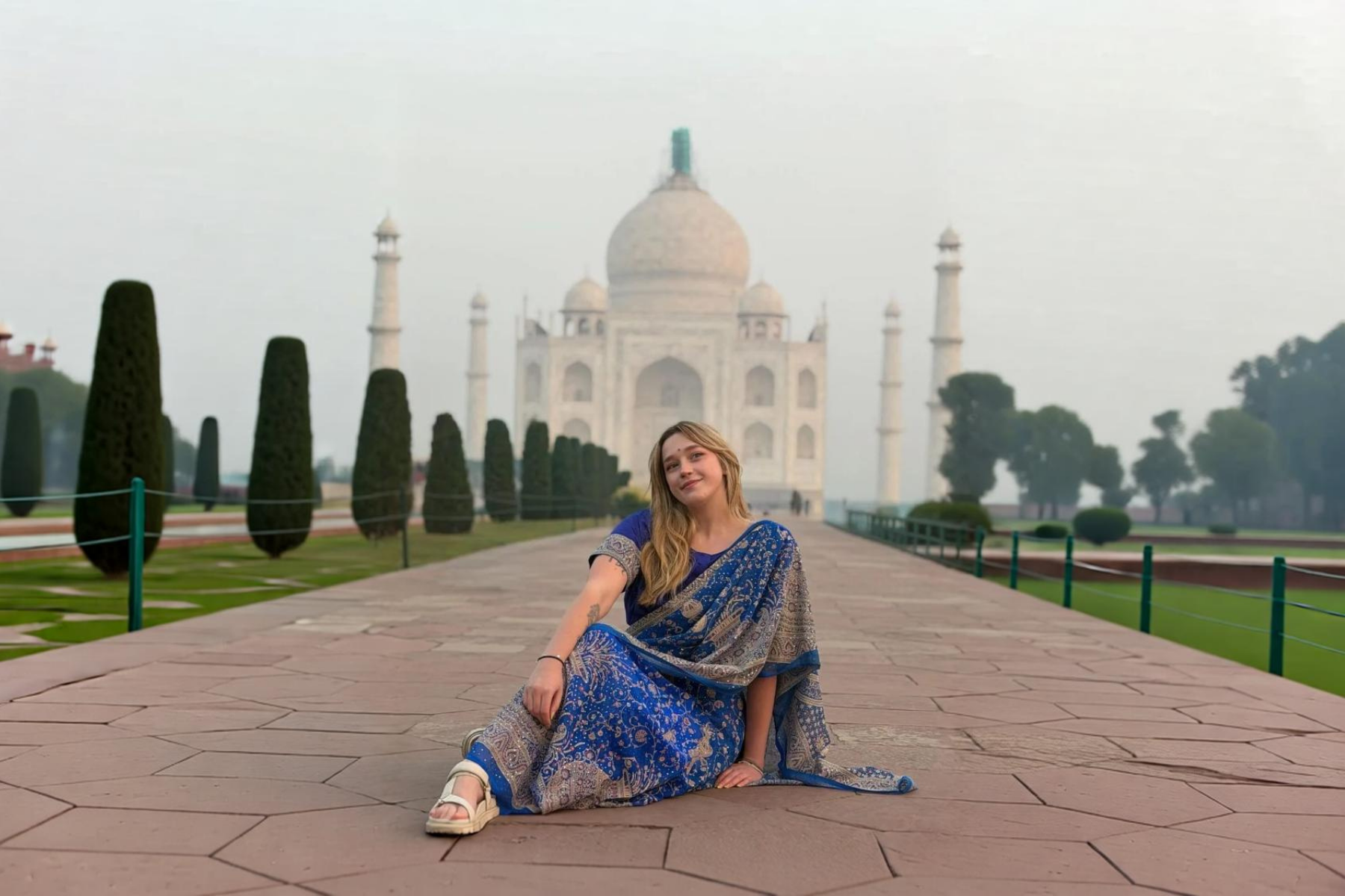 Private Taj Mahal & Agra Tour by Gatimaan Express Train