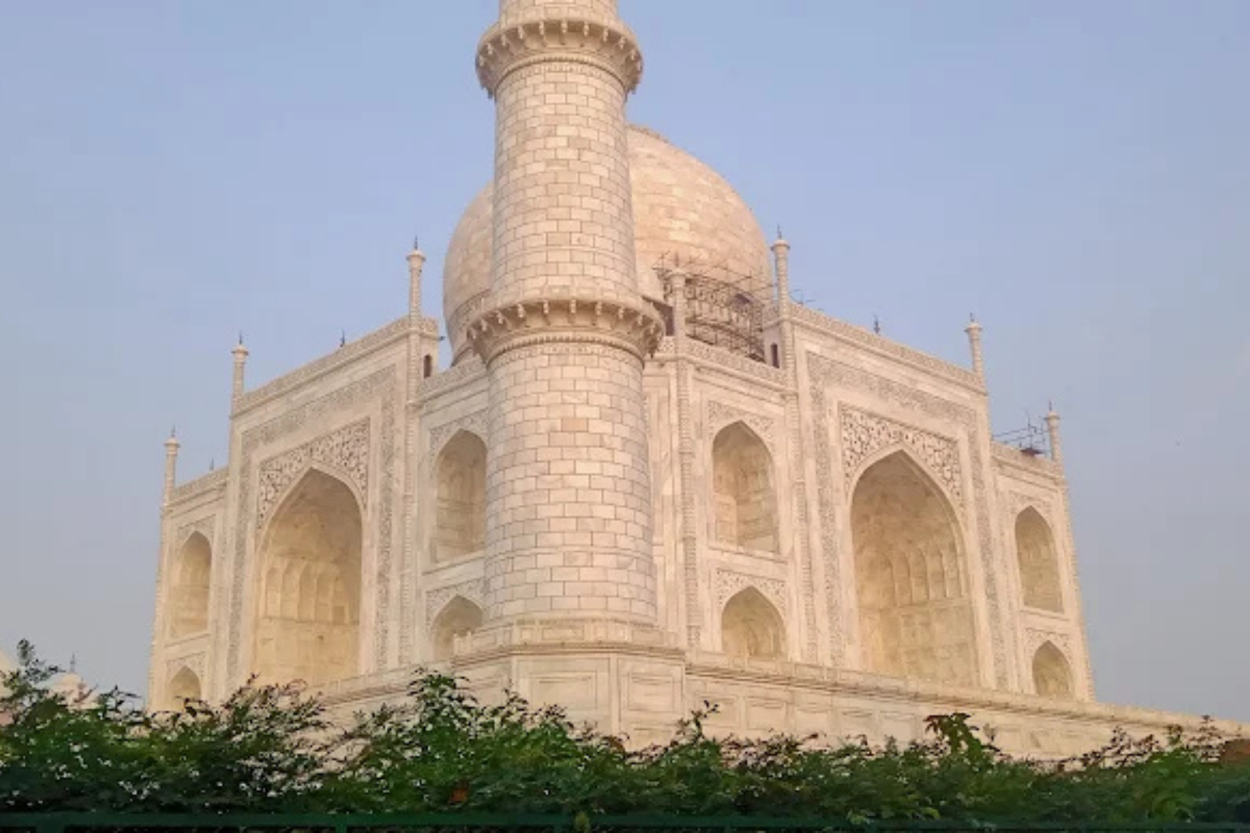 Taj Mahal Agra Fort Tour with Skip the line and 5 Star Lunch