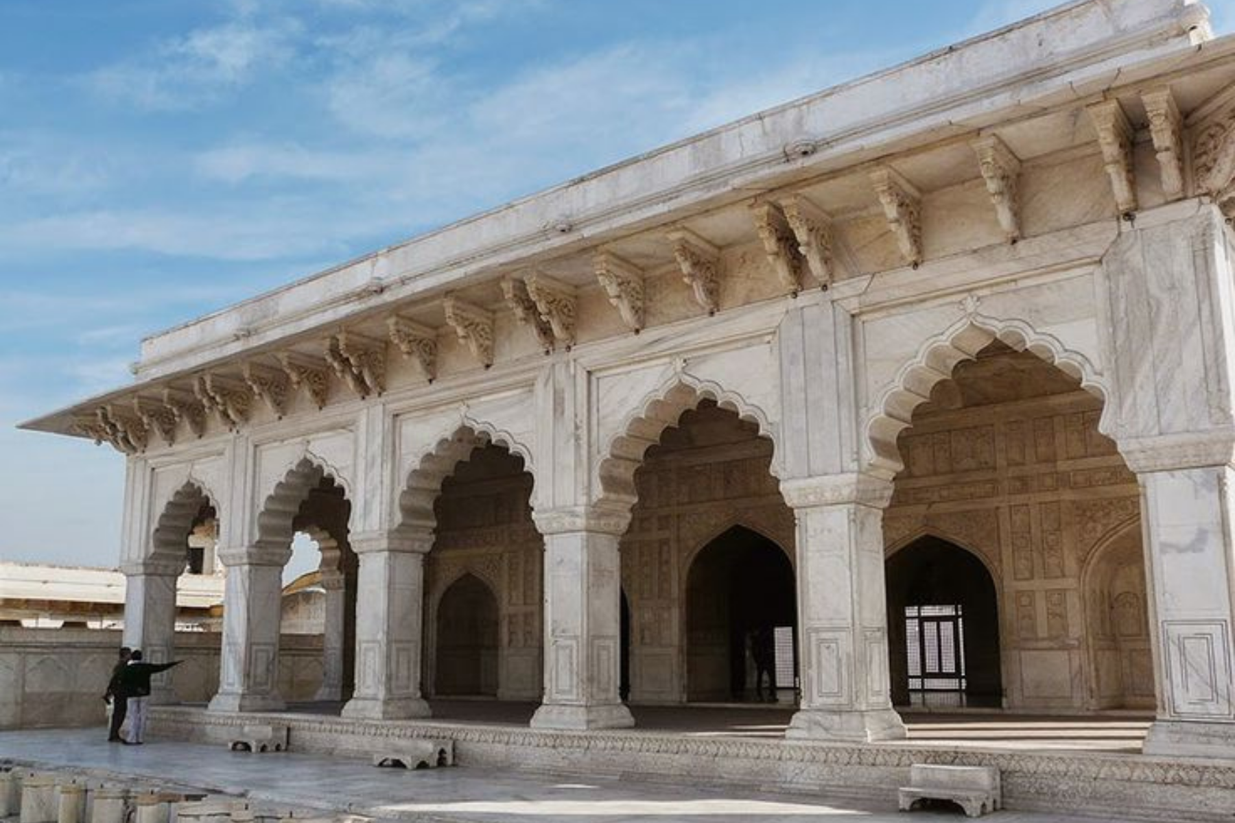 Jaipur to Taj Mahal Agra Day Tour with Delhi Drop-off