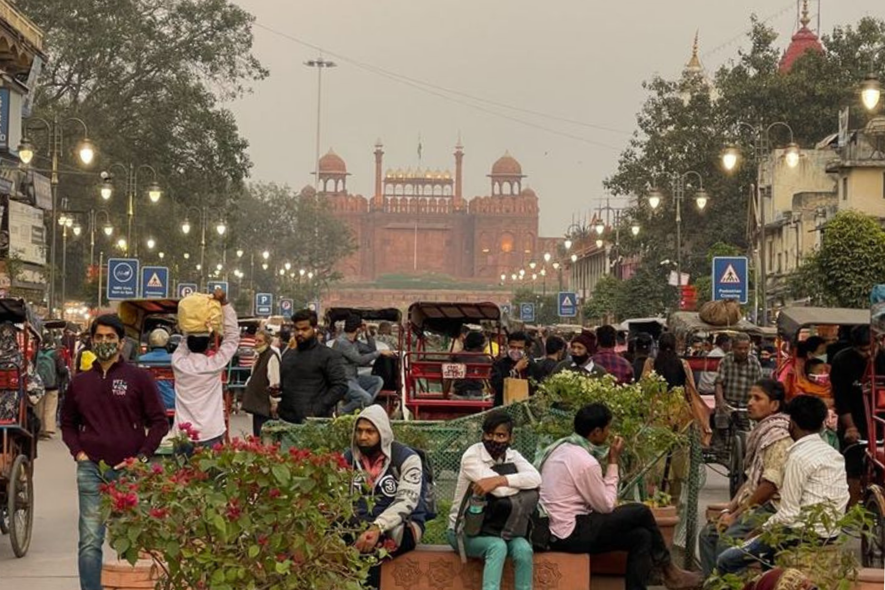 Old Delhi Heritage Walking tour with Rickshaw ride
