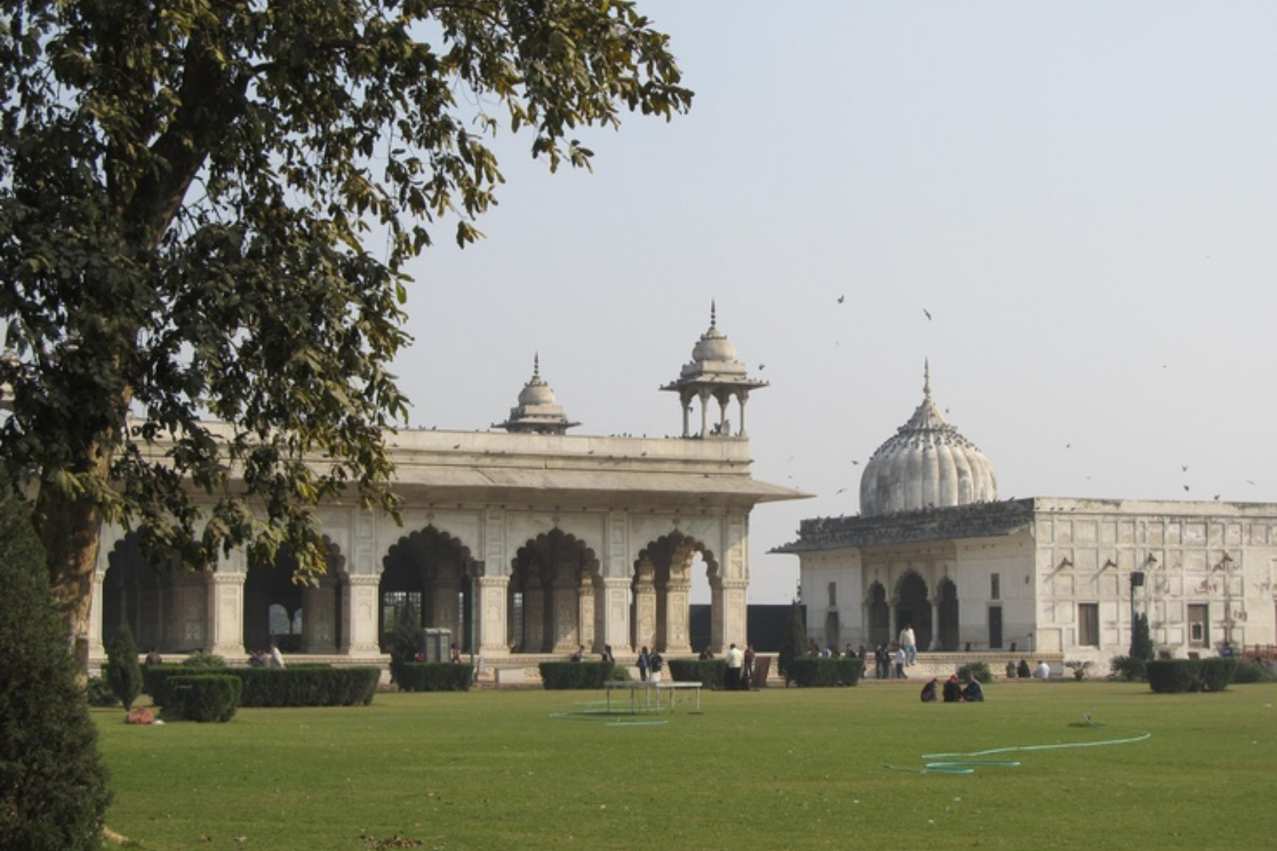 Red Fort Guided Tour with Entry Ticket and Pickup