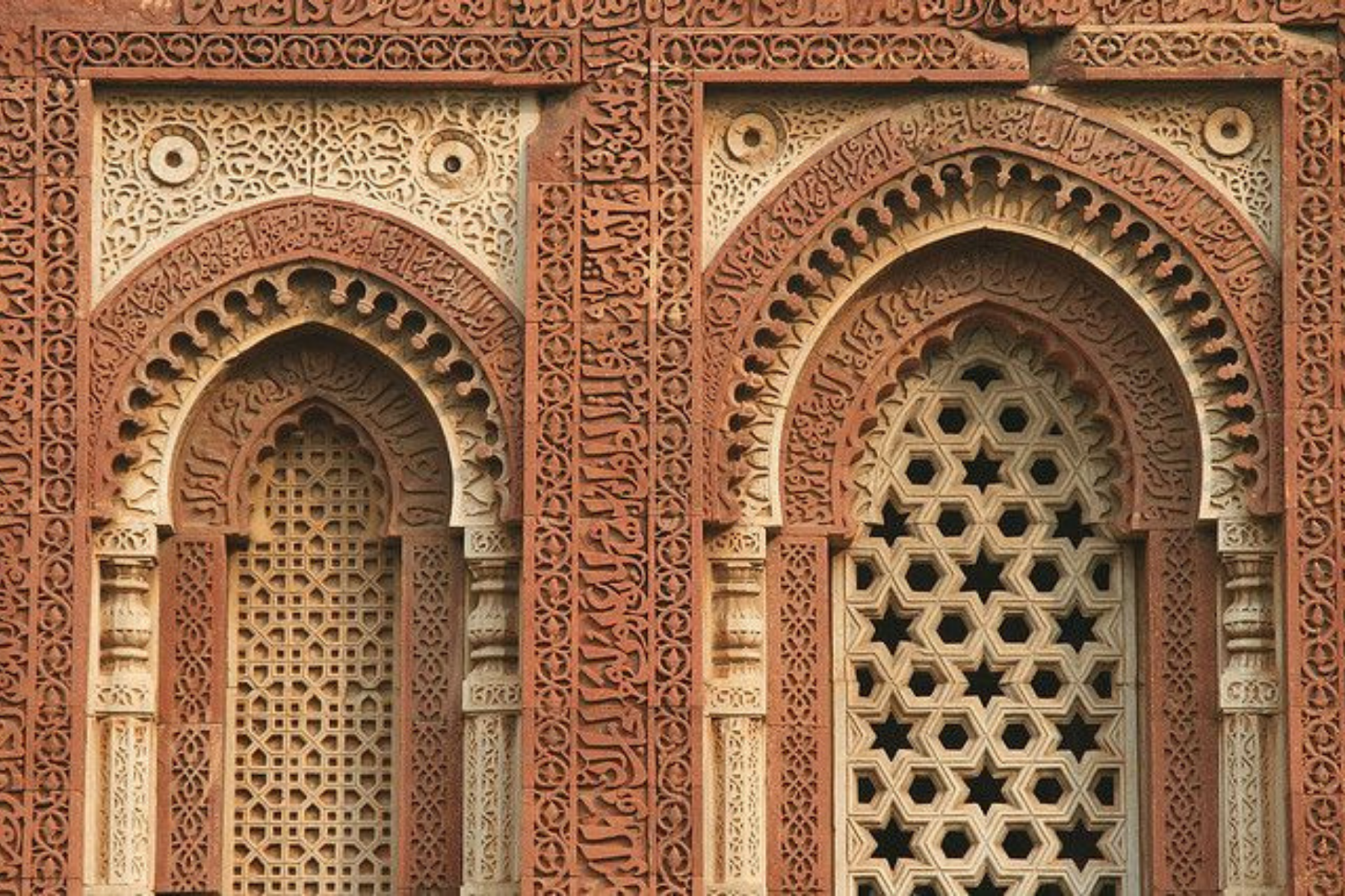 Private Qutub Minar Tour with Hotel Pickup