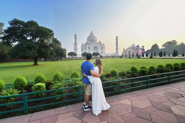 Jaipur to Agra Taj Mahal and Agra Fort Day Trip with Delhi Drop