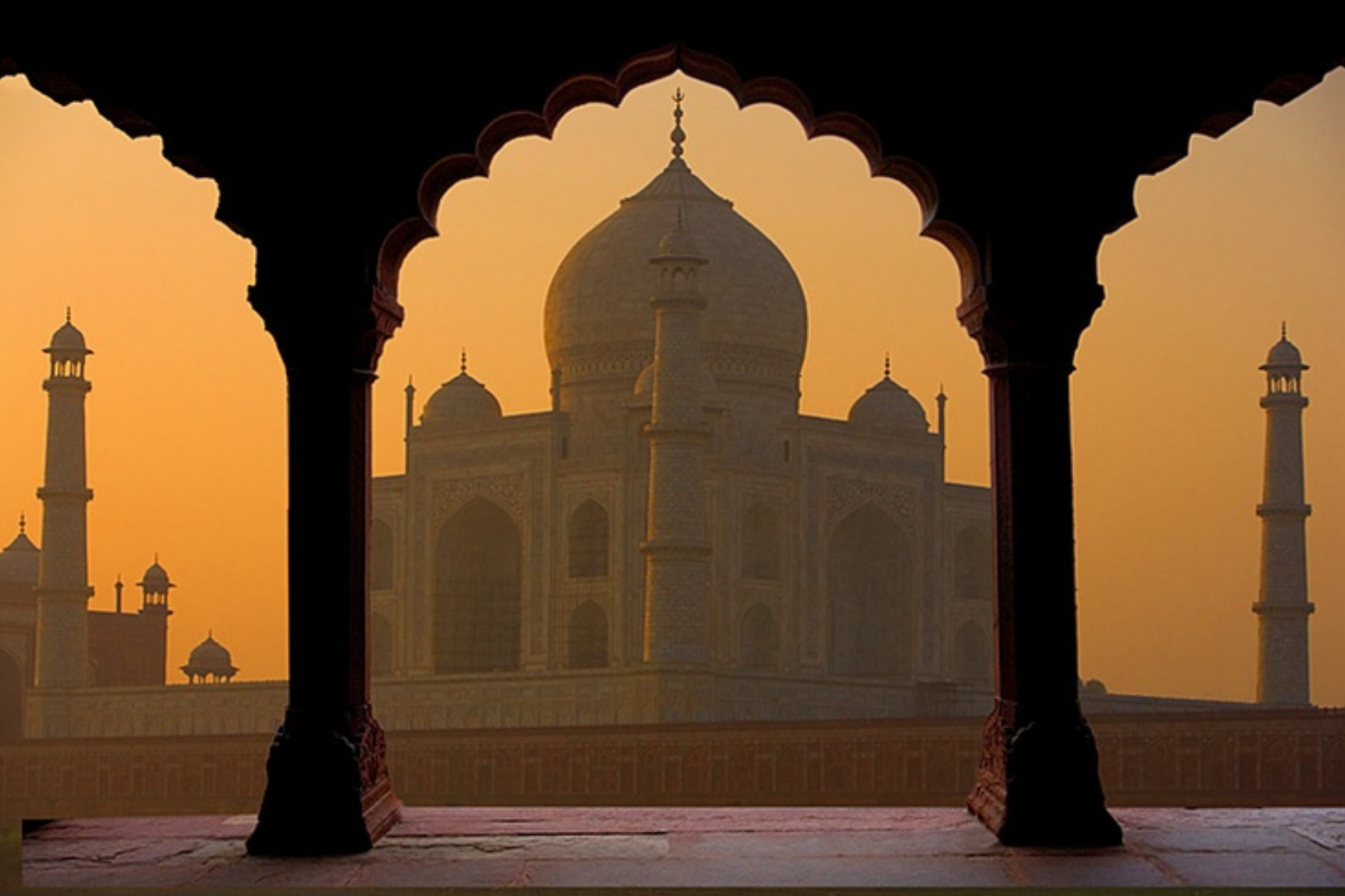 Agra Evening Tour with Sunset view of Taj Mahal