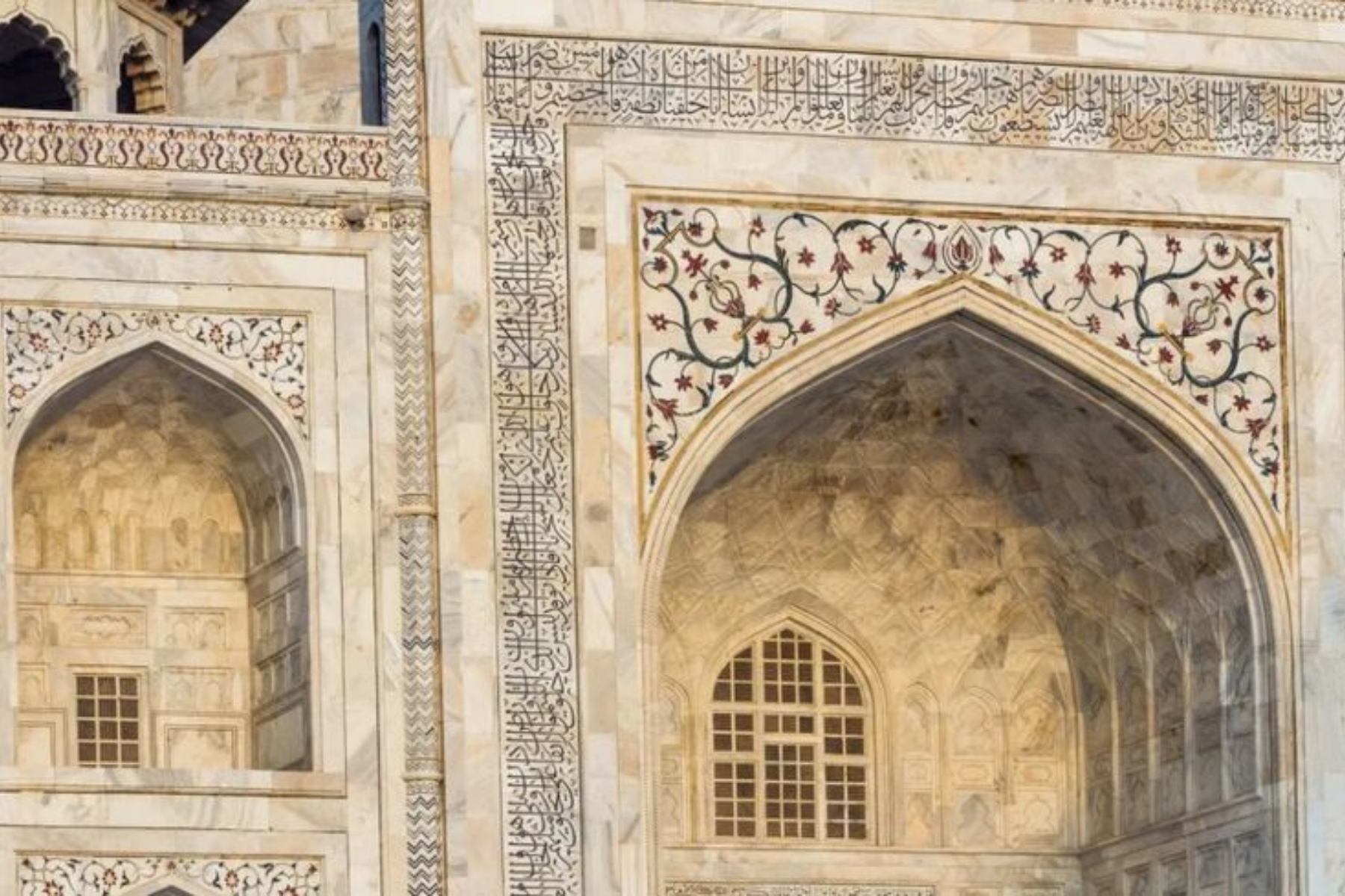 Taj Mahal Guided Tour With Express Entry Ticket