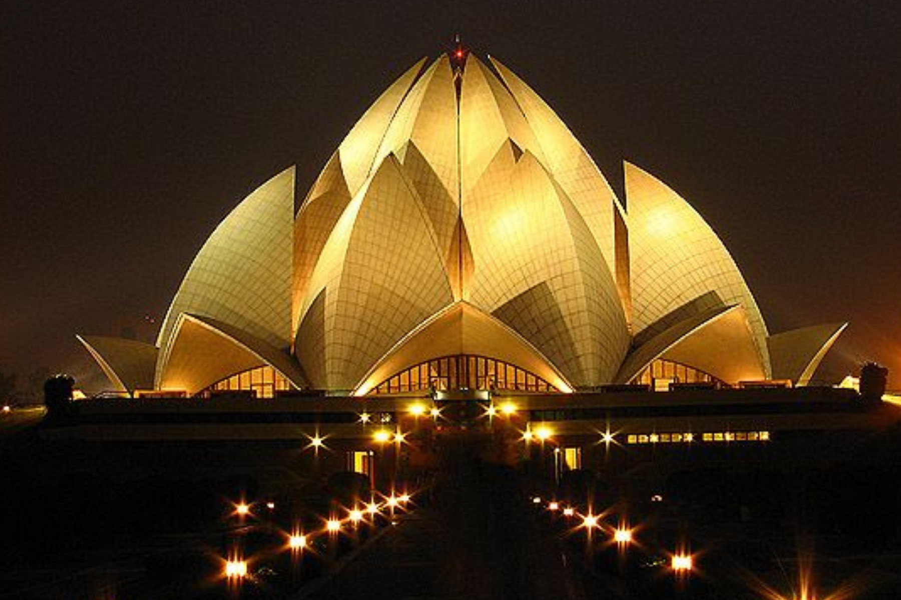 Delhi 6-Hours Spiritual Sites With Famous Temples