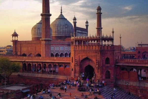 https://tajexplore.com/tours/private-old-delhi-half-day-tour-with-pickup/