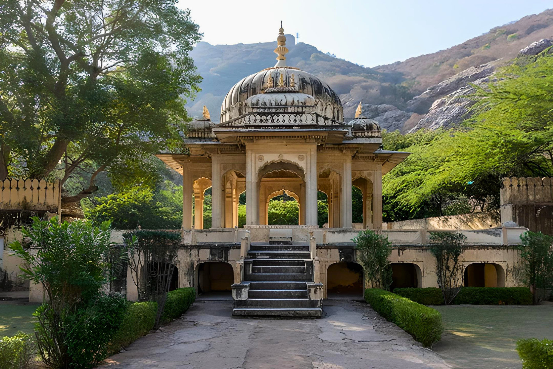 Jaipur Evening Tour with Amber Fort Light and Sound Show