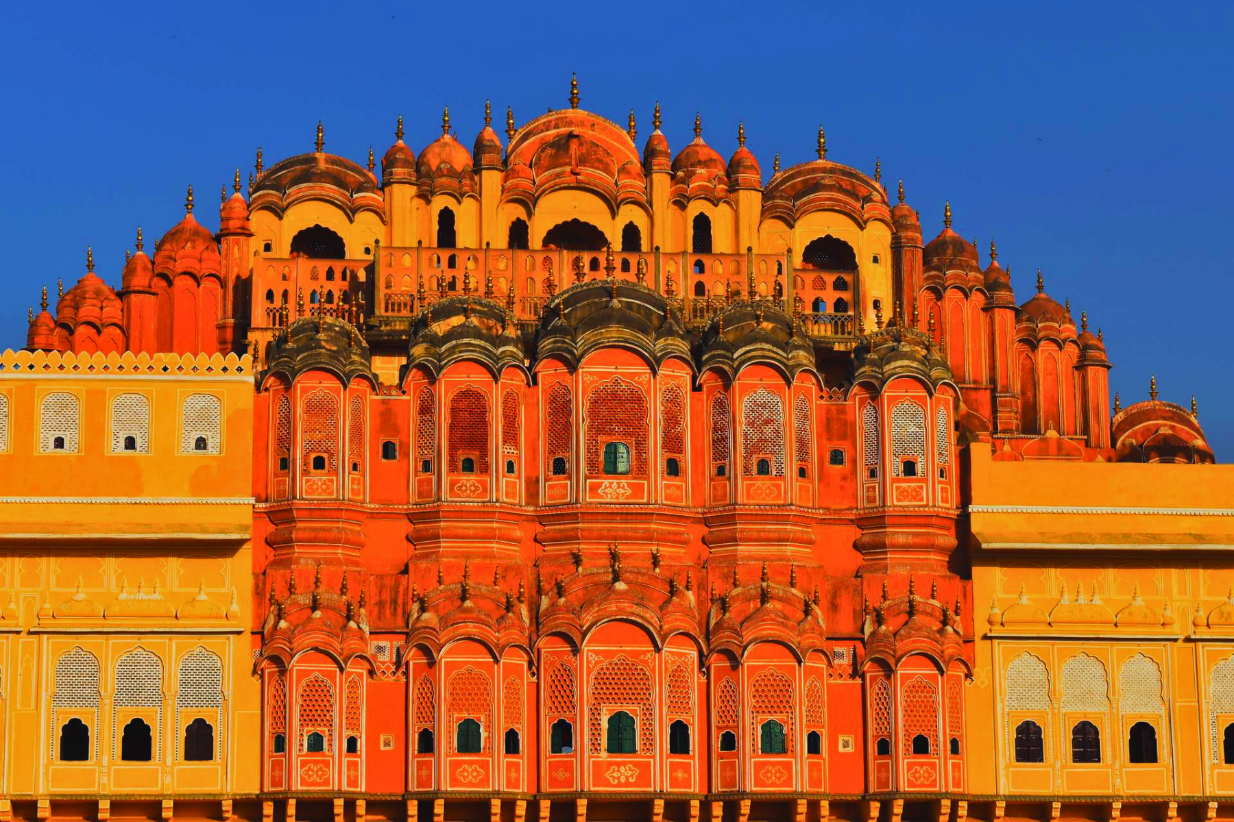 Jaipur Evening Tour with Amber Fort Light and Sound Show