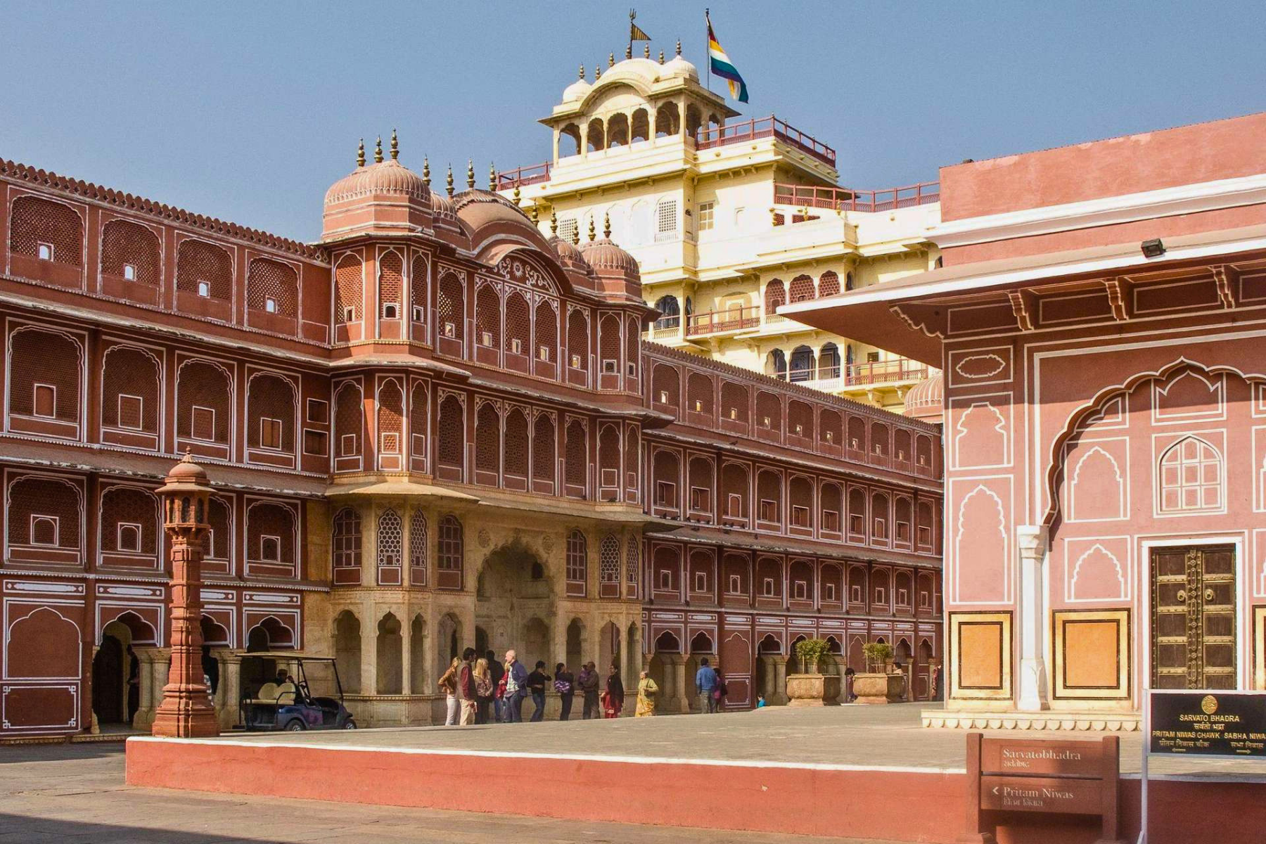 Delhi to Jaipur Day Tour by Superfast Train