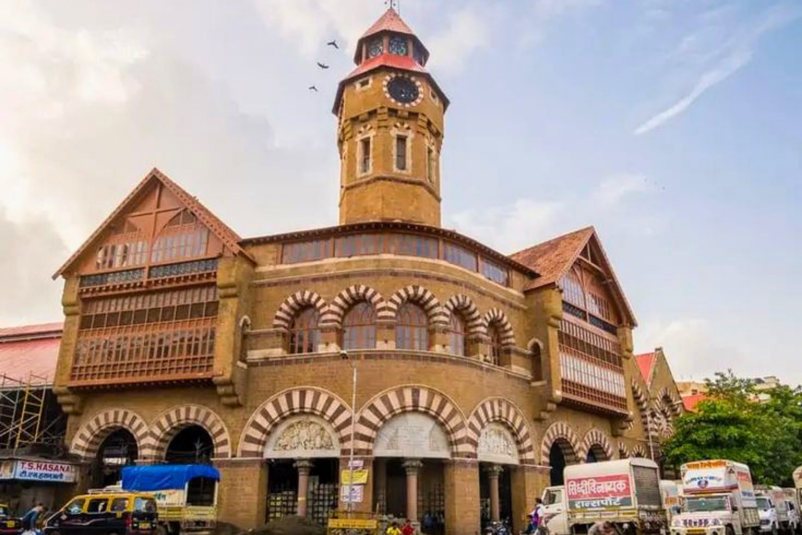 Mumbai Half-Day Sightseeing Tour with Hotel Pickup