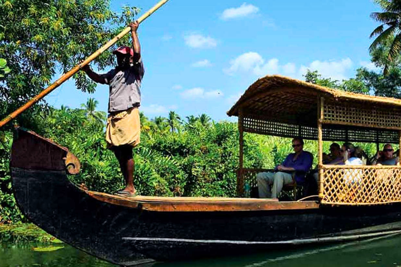 Kochi Village & Backwater Cruise Day Tour