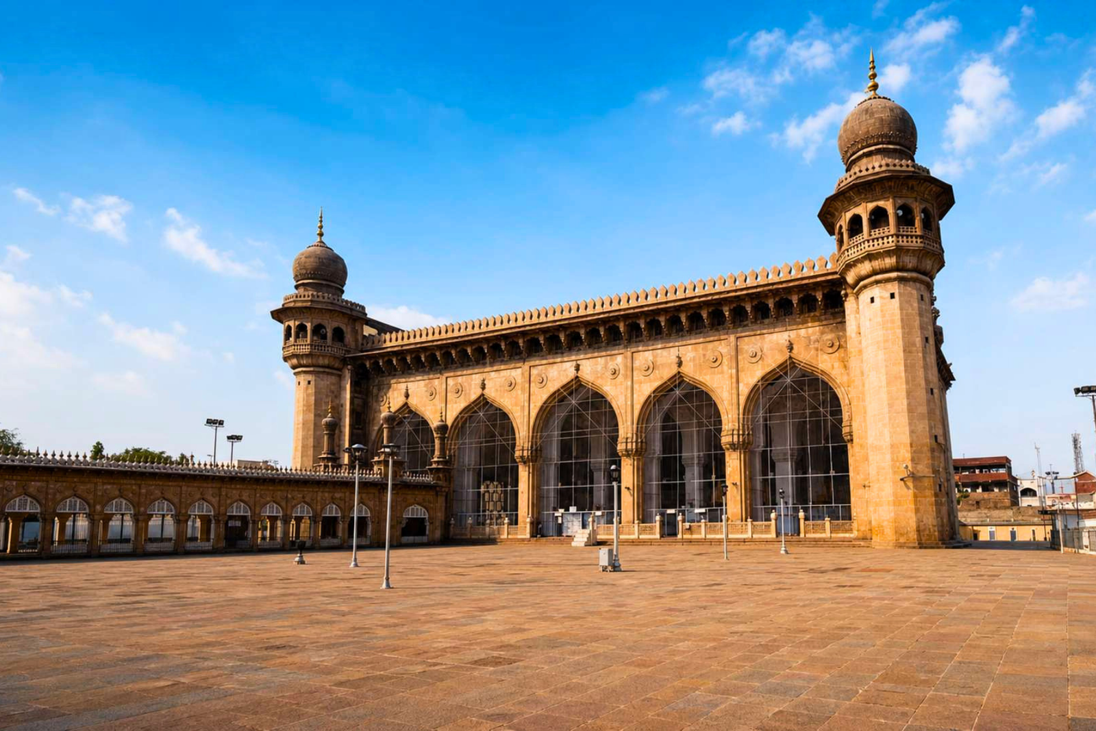 Hyderabad Old City Heritage Walking Tour with Entry Tickets