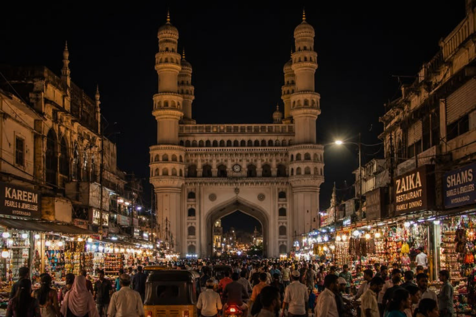 Hyderabad Charminar, Golconda Fort & Qutub Shahi Tombs Tour