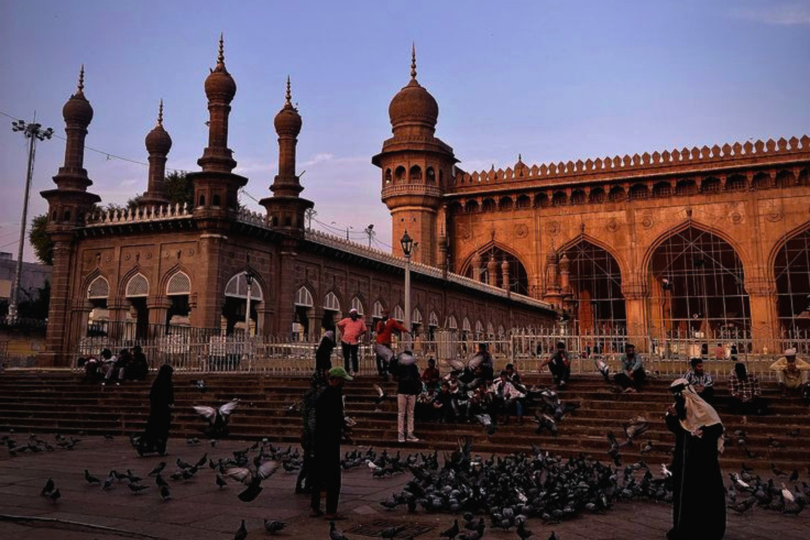 Hyderabad Old City Heritage Walking Tour with Entry Tickets