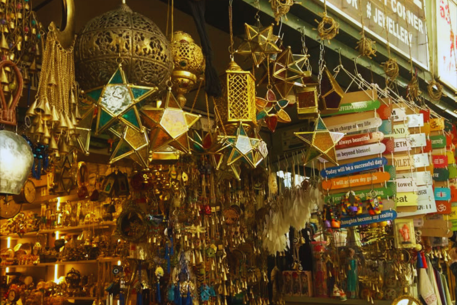Hyderabad Full-Day Heritage & City Highlights Tour with Pickup
