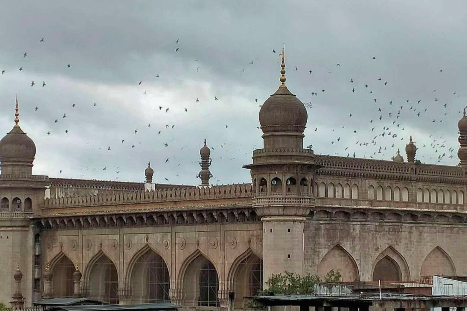 Hyderabad Full-Day Heritage & City Highlights Tour with Pickup